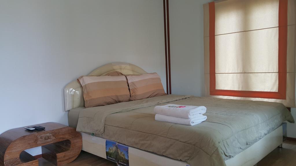 Oyo 75402 Villa Rayonghouse Ban Nong Sai Yong Eksteriør bilde
